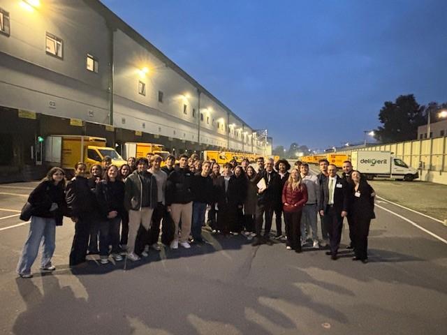 Gli studenti di 𝗜𝗻𝗴𝗲𝗴𝗻𝗲𝗿𝗶𝗮 𝗚𝗲𝘀𝘁𝗶𝗼𝗻𝗮𝗹𝗲 del Politecnico di Milano alla scoperta delle eccellenze dell’𝗘-𝗖𝗼𝗺𝗺𝗲𝗿𝗰𝗲 𝗘𝘀𝘀𝗲𝗹𝘂𝗻𝗴𝗮